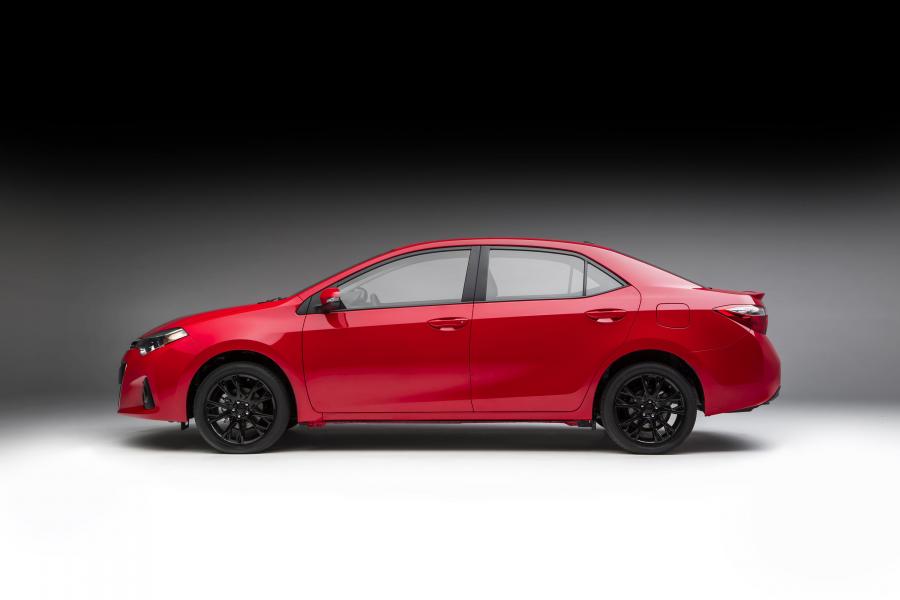  Toyota Corolla S Special Edition 2015 года  (фото 4 из 7)